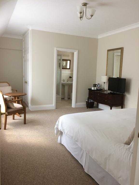 Little Manor Bed and Breakfast Τσέλτενχαμ Εξωτερικό φωτογραφία