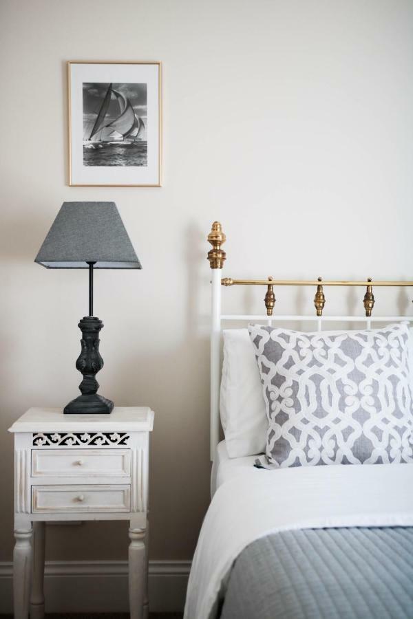 Little Manor Bed and Breakfast Τσέλτενχαμ Εξωτερικό φωτογραφία